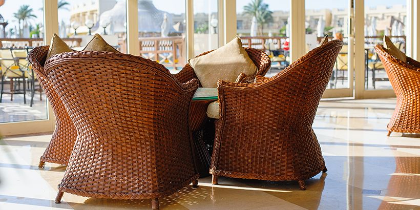 خدمات الأثاث والتجهيزات